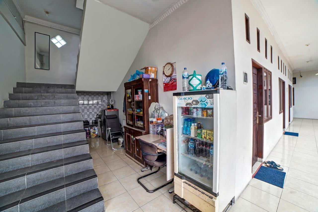 Oyo 90751 Graha Sei Batugingging Medan