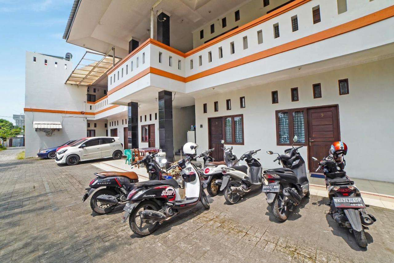 Oyo 90751 Graha Sei Batugingging Hotel 2*